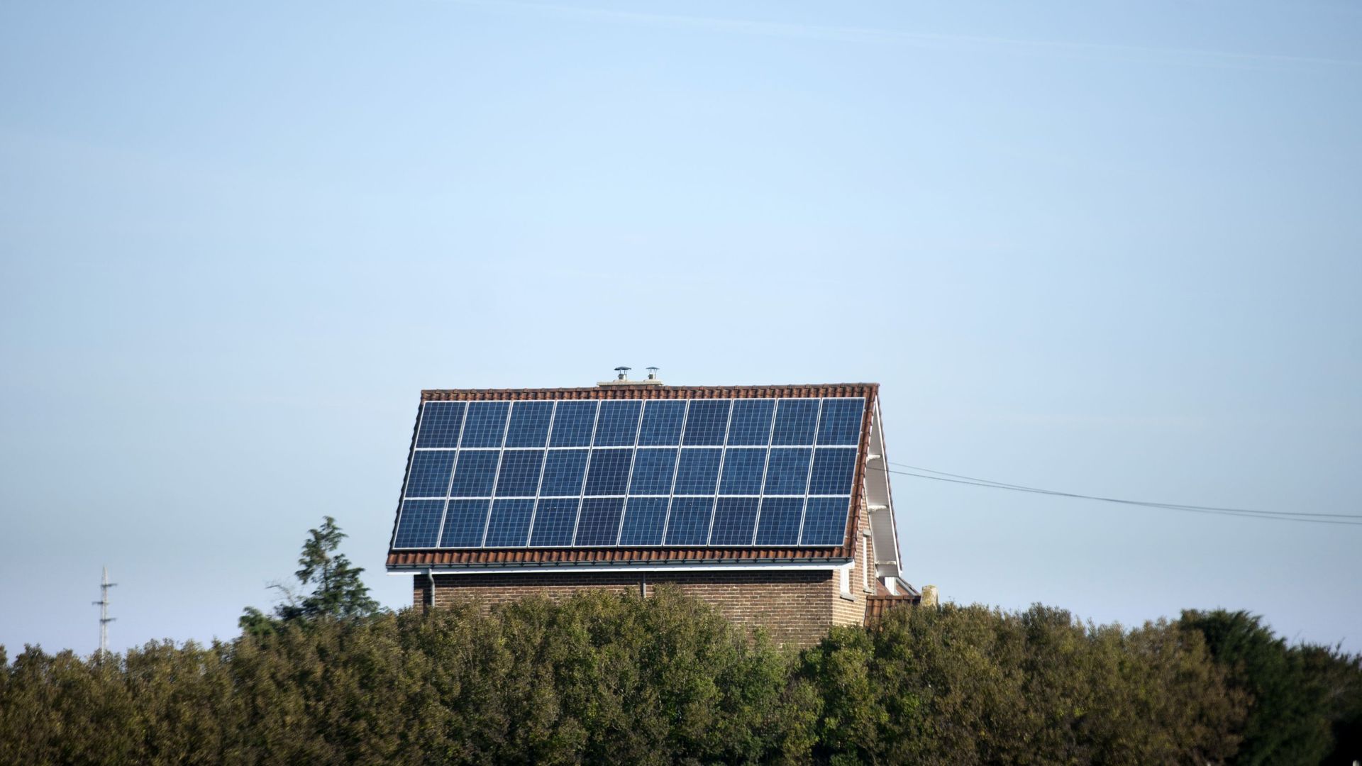 découvrez les aides financières disponibles pour l'installation de panneaux solaires en wallonie. profitez de primes attractives pour réduire vos coûts d'énergie et investir dans des solutions durables. informez-vous sur les conditions d'éligibilité et transformez votre maison en un espace éco-responsable.