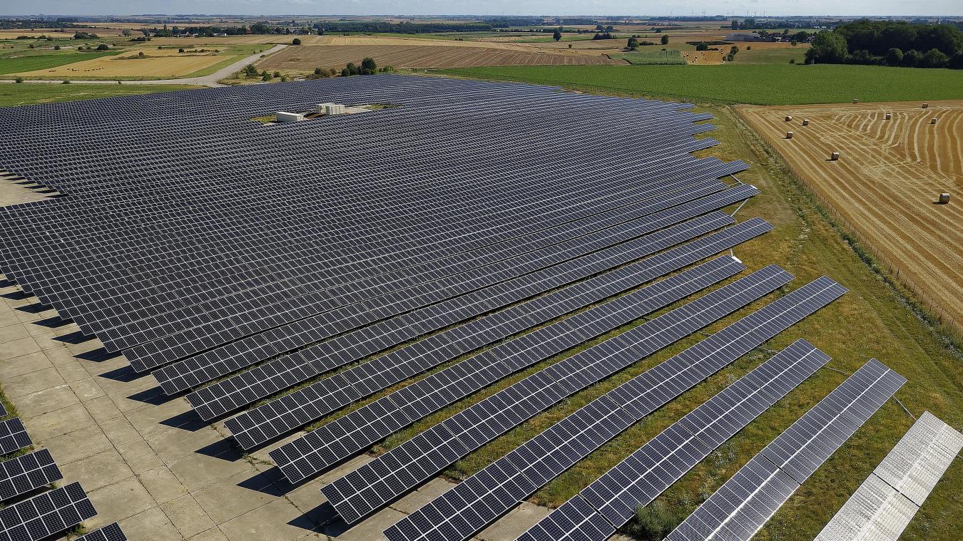 découvrez notre projet photovoltaïque innovant, conçu pour exploiter l'énergie solaire de manière durable. à travers des solutions efficaces et écologiques, nous nous engageons à réduire l'empreinte carbone et à promouvoir une consommation responsable de l'énergie. rejoignez-nous dans cette aventure vers un avenir plus vert.