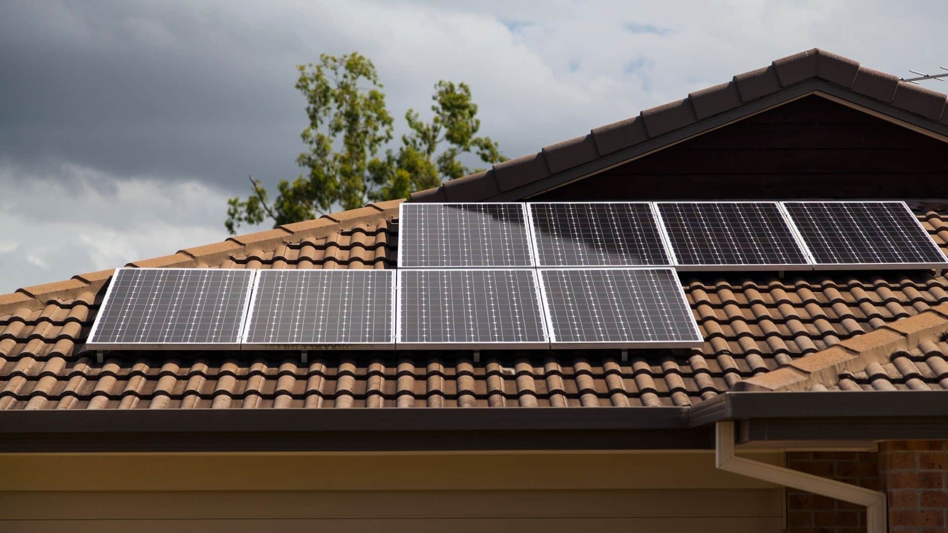 découvrez comment maximiser la puissance de vos panneaux solaires pour optimiser votre production d'énergie renouvelable. apprenez les facteurs influençant leur efficacité et les meilleures pratiques pour une installation performante.