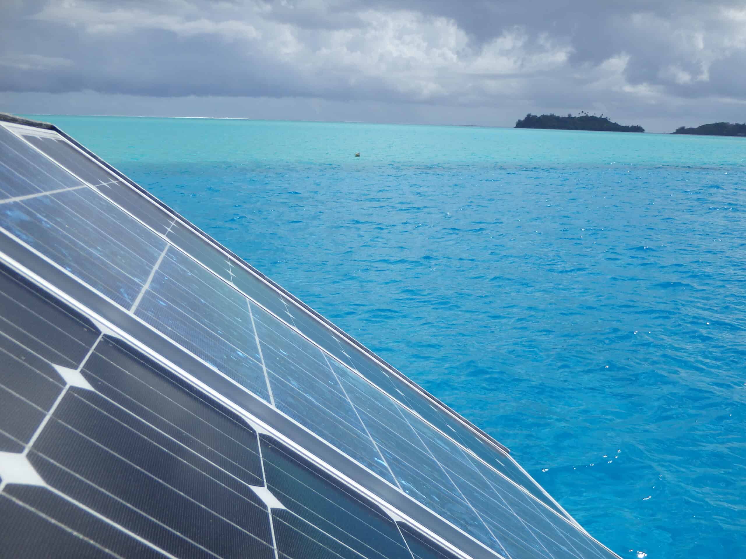 découvrez la puissance des panneaux solaires et comment ils transforment l'énergie solaire en électricité efficace. explorez les avantages environnementaux et économiques de l'énergie solaire pour votre maison ou votre entreprise.
