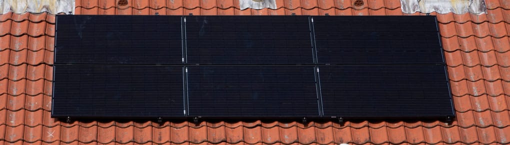 découvrez les différents types de panneaux solaires disponibles sur le marché, leurs caractéristiques, avantages et inconvénients. que vous soyez un particulier ou un professionnel, trouvez le panneau solaire adapté à vos besoins énergétiques et faites le choix d'une énergie renouvelable et sustainable.