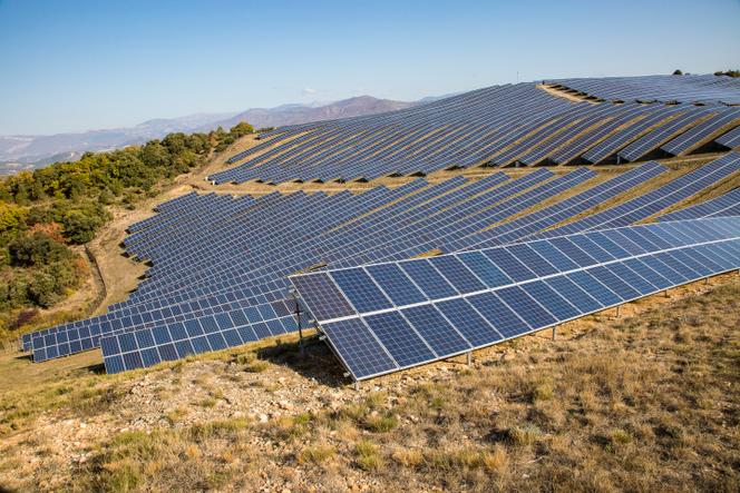 découvrez les nombreux avantages des panneaux photovoltaïques en tunisie : économies d'énergie, réduction de l'empreinte carbone, valorisation de votre propriété et indépendance énergétique. optez pour une solution durable et rentable qui contribue à un avenir plus vert.