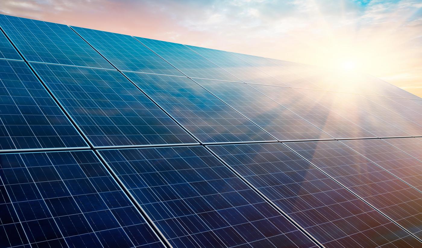 découvrez les avantages des panneaux solaires : une source d'énergie renouvelable, des économies sur vos factures d'électricité, un impact positif sur l'environnement et des aides gouvernementales qui rendent leur installation plus accessible. passez à l'énergie solaire dès aujourd'hui!