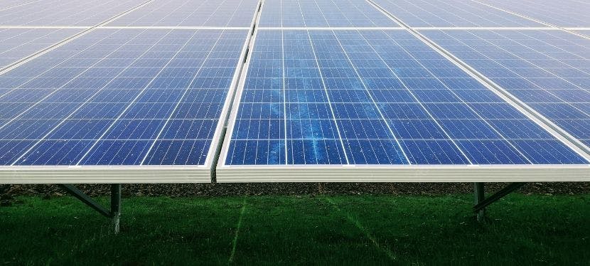 découvrez les nombreux avantages des panneaux solaires au sol : efficacité énergétique, réduction des factures d'électricité, impact environnemental positif et possibilité d'utilisation sur des terrains non cultivés. optez pour une solution durable et rentable pour votre énergie!