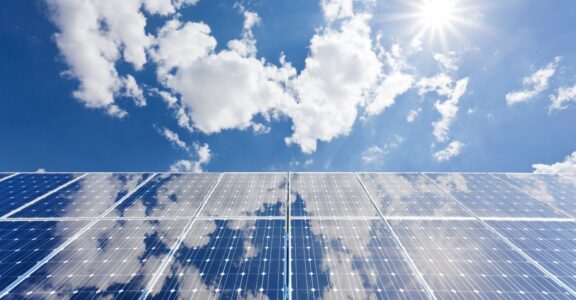 découvrez l'avenir des panneaux photovoltaïques : innovations, avantages écologiques et économiques, ainsi que les tendances qui transforment le secteur de l'énergie solaire. explorez les solutions durables pour un avenir plus vert.