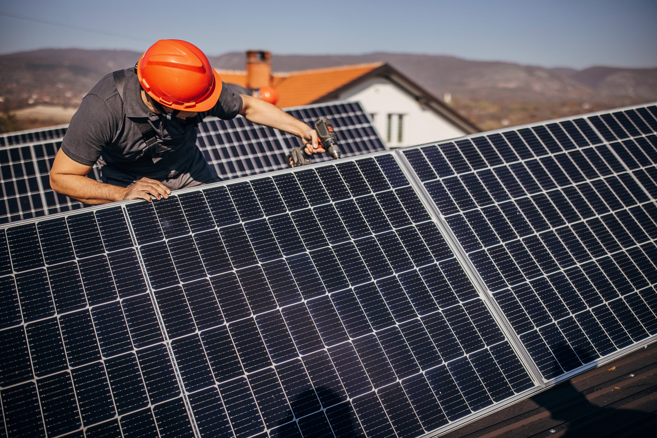 découvrez comment enedis facilite l'installation et la gestion de vos panneaux solaires en france. optimisez votre consommation d'énergie et contribuez à la transition énergétique grâce aux solutions innovantes d'enedis.