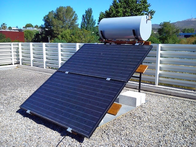 découvrez les avantages de l'énergie solaire thermique, une solution écologique et économique pour chauffer votre eau et votre espace. apprenez comment cette technologie innovante utilise la puissance du soleil pour réduire vos factures énergétiques et contribuer à la préservation de l'environnement.