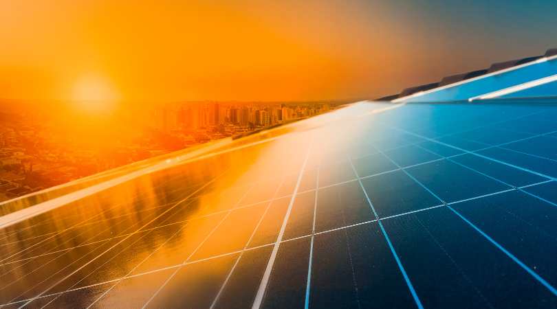 découvrez comment l'énergie solaire thermique transforme la chaleur du soleil en énergie renouvelable, offrant des solutions durables pour le chauffage de l'eau et des espaces. explorez les avantages, les applications et les technologies innovantes de cette source d'énergie écologique.