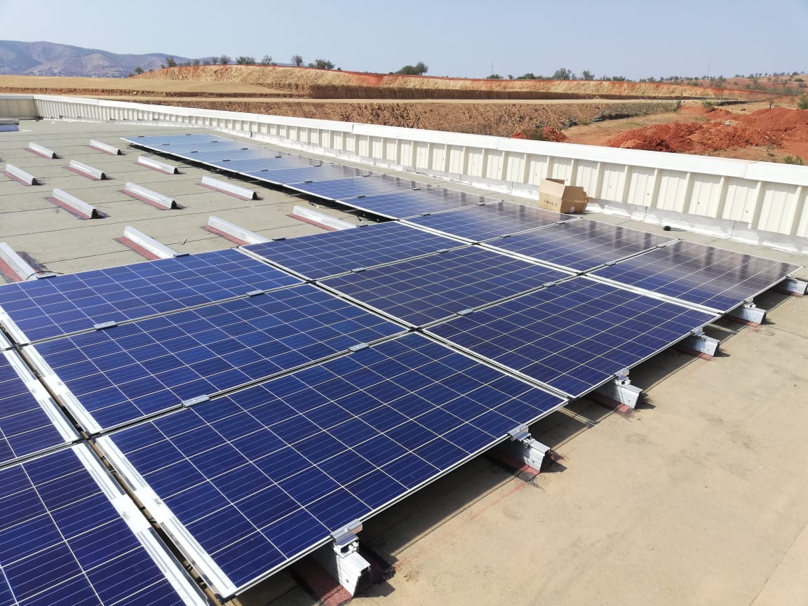 découvrez notre expertise en tant que fabricant de panneaux solaires, offrant des solutions énergétiques durables et efficaces pour réduire votre empreinte carbone et optimiser votre consommation d'énergie. rejoignez la transition énergétique avec nos panneaux solaires de haute qualité.