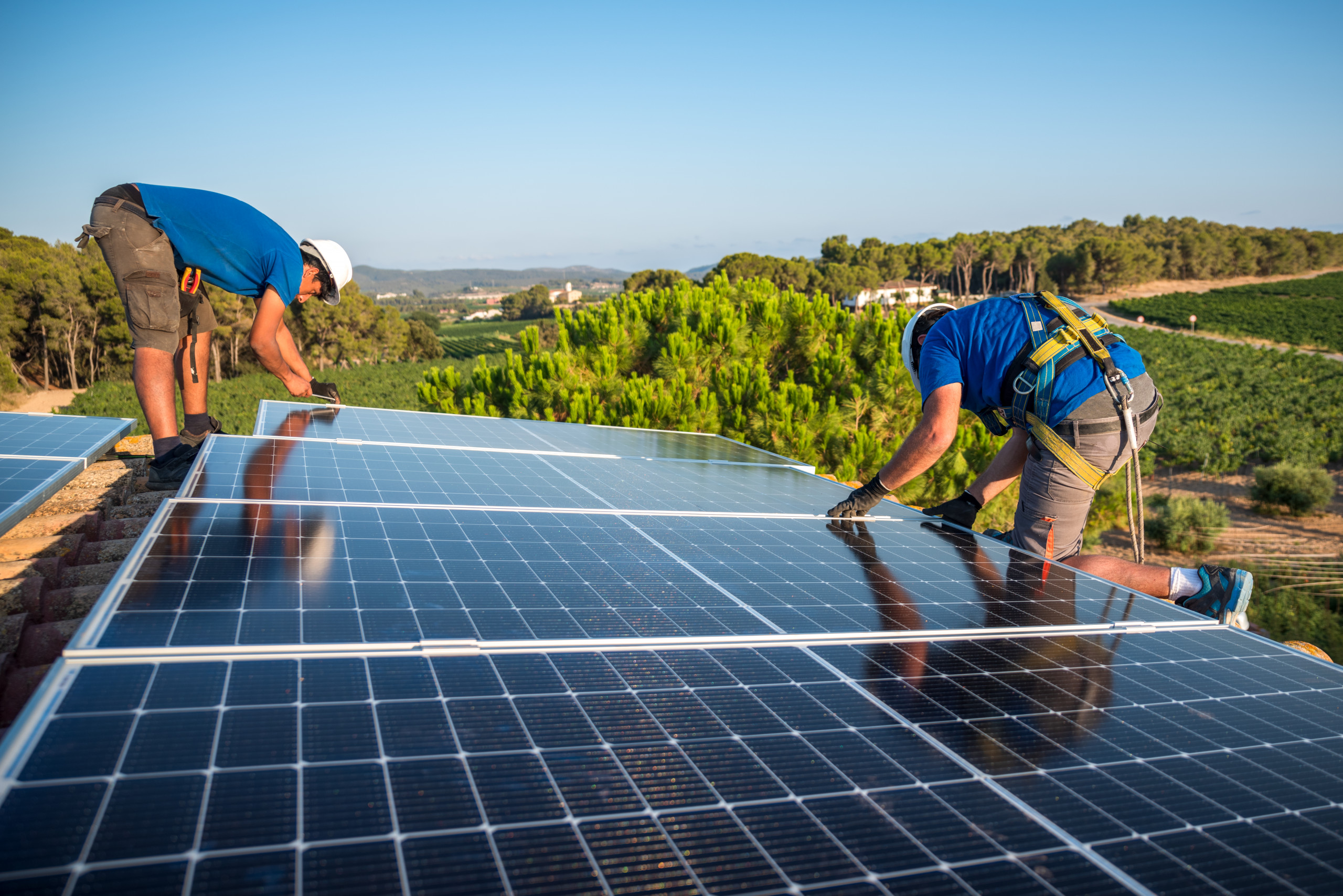 découvrez notre service d'installation de panneaux photovoltaïques, une solution écologique pour réduire vos factures d'énergie tout en participant à la transition énergétique. profitez de conseils personnalisés et d'une expertise reconnue pour transformer votre toiture en source d'énergie renouvelable.