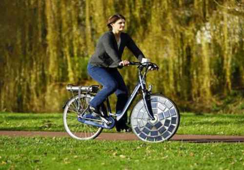 découvrez l'histoire fascinante de l'inventeur du panneau solaire, une innovation qui révolutionne la production d'énergie renouvelable. apprenez comment cette invention a transformé notre façon de penser l'énergie et ses impacts sur l'environnement.