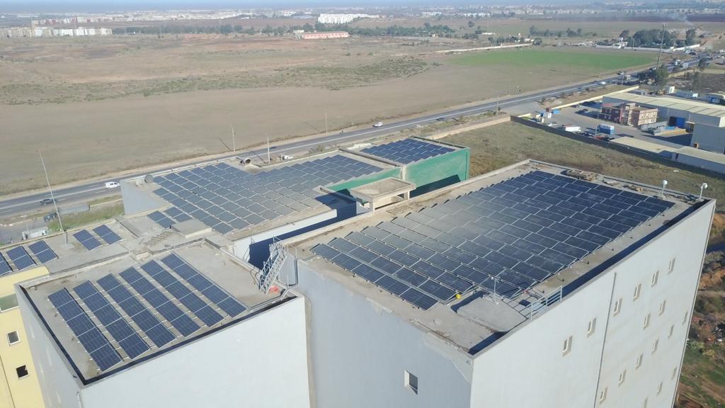 découvrez comment investir dans des panneaux solaires au maroc, une solution durable et économique pour réduire vos factures d'énergie tout en contribuant à la préservation de l'environnement. explorez les avantages financiers et écologiques d'une telle initiative.