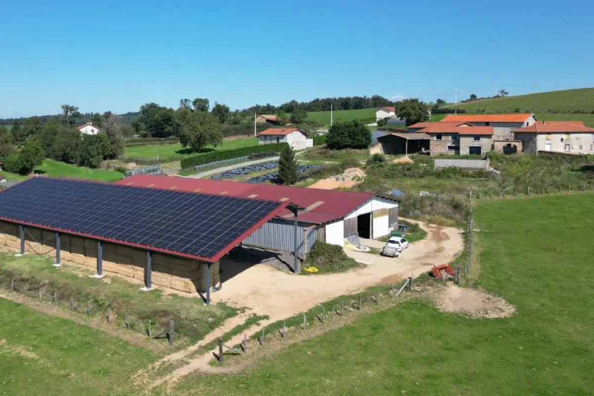 découvrez comment investir dans le photovoltaïque à l'étranger et maximisez vos rendements grâce à des opportunités solaires prometteuses. apprenez les démarches, implications et avantages de ce secteur en pleine expansion.