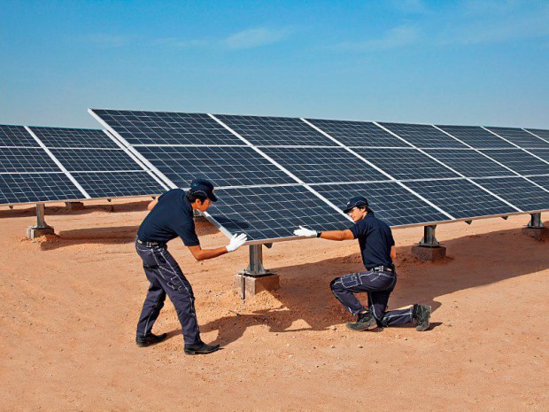 découvrez notre kit solaire afrique, une solution durable et accessible pour produire votre propre électricité. idéal pour les foyers et les communautés, ce système énergétique renouvelable contribue à l'autonomie énergétique tout en préservant l'environnement.