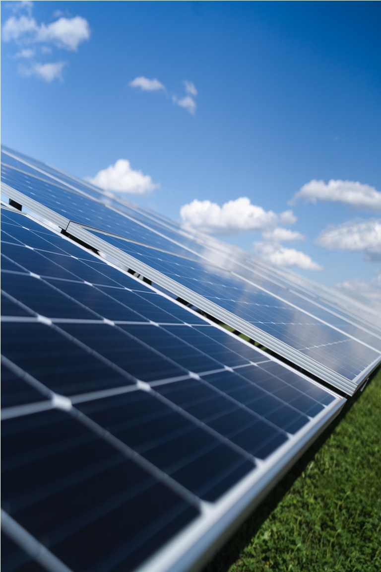 découvrez notre kit solaire économique, la solution idéale pour économiser sur vos factures d'énergie tout en respectant l'environnement. facile à installer et conçu pour maximiser votre production d'énergie renouvelable, ce kit vous permet de devenir autonome tout en réduisant votre empreinte carbone. optez pour un avenir durable avec notre kit solaire accessible et performant.