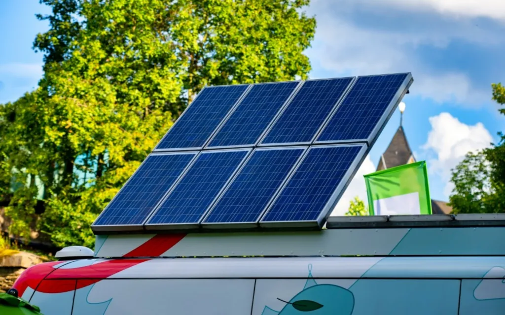 découvrez notre kit solaire économique, la solution idéale pour réduire vos factures d'énergie tout en contribuant à la protection de l'environnement. facile à installer et à utiliser, ce kit vous permet de produire votre propre électricité renouvelable et de réaliser des économies significatives.