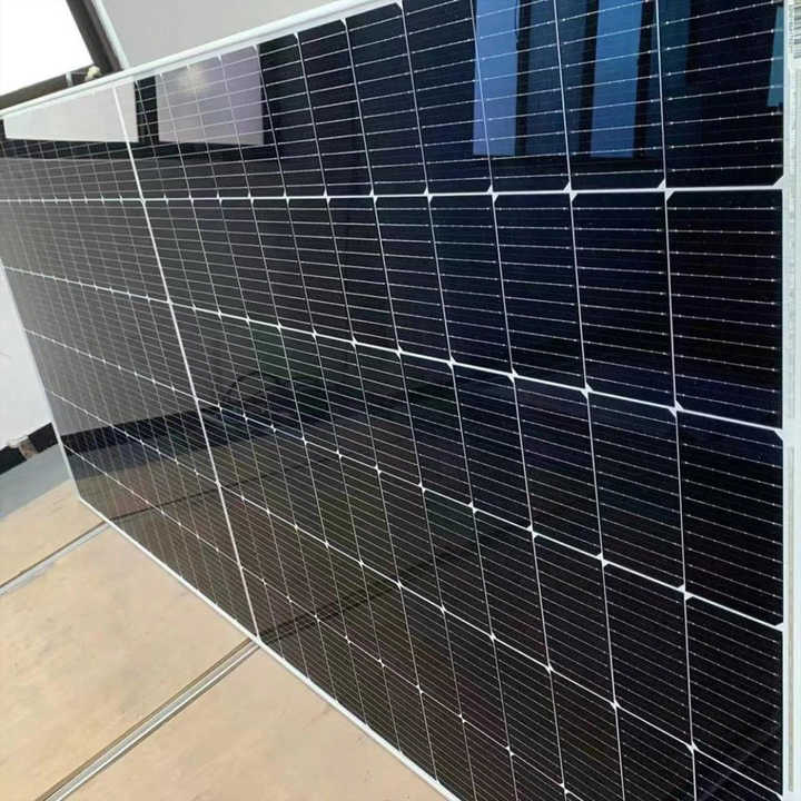 découvrez le panneau solaire longi solar 370, une solution fiable et performante pour maximiser votre production d'énergie. avec une efficacité élevée et un design durable, il est idéal pour les projets résidentiels et commerciaux.