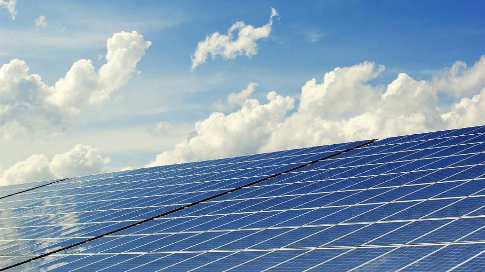 découvrez comment optimiser vos panneaux solaires pour maximiser leur performance et leur efficacité. apprenez des techniques essentielles, des conseils pratiques et des astuces pour profiter pleinement de l'énergie solaire et réduire vos factures d'électricité.