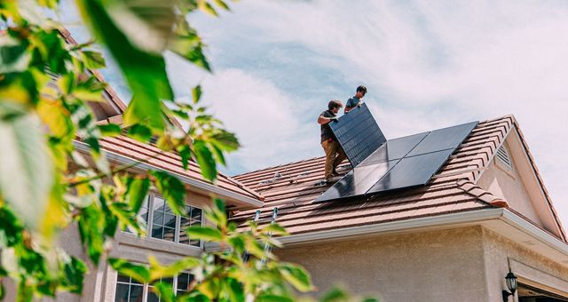 découvrez comment optimiser vos panneaux solaires pour maximiser leur efficacité et réduire vos coûts énergétiques. suivez nos conseils pratiques et techniques pour tirer le meilleur parti de votre installation photovoltaïque.