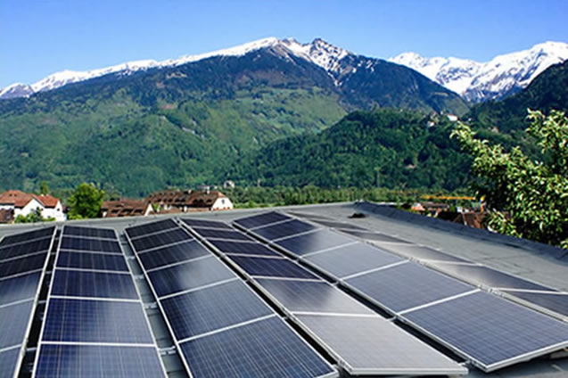 découvrez comment l'orientation optimale des panneaux photovoltaïques peut maximiser la production d'énergie solaire. apprenez les meilleurs angles et orientations pour tirer le meilleur parti de votre installation solaire.