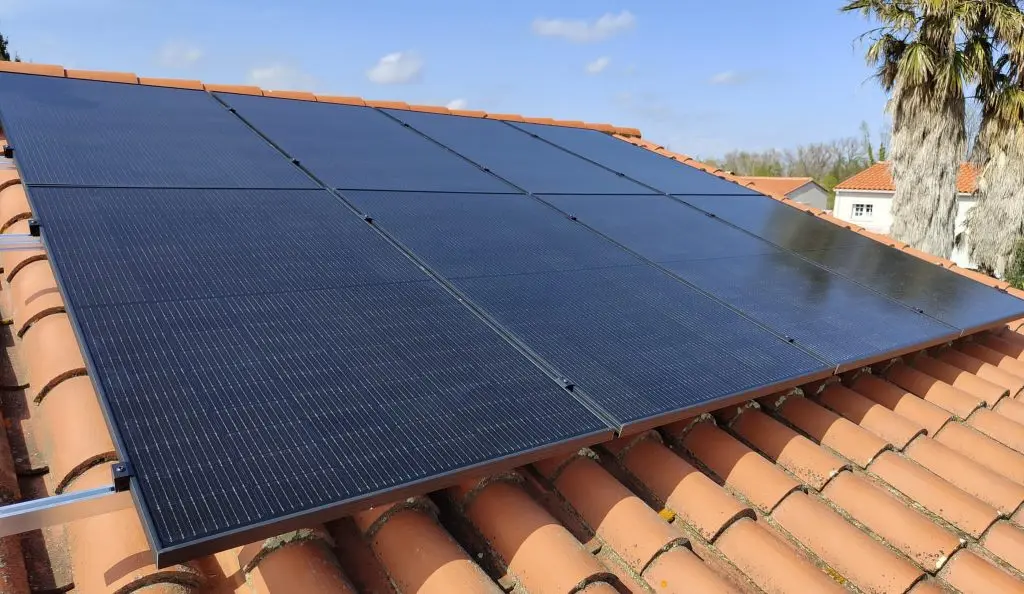 découvrez les avantages des panneaux photovoltaïques pour produire une énergie renouvelable et durable. informez-vous sur leur fonctionnement, leur installation et comment ils peuvent réduire vos factures d'électricité tout en préservant l'environnement.