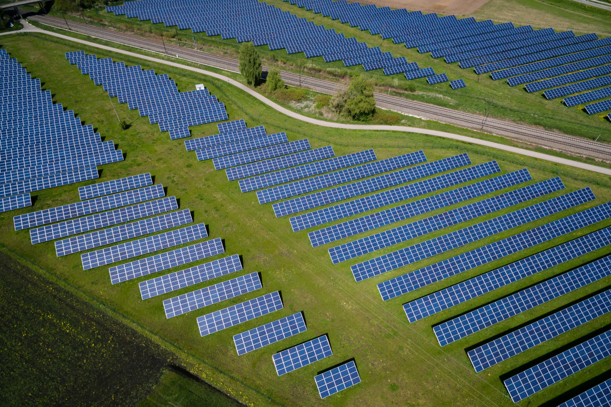 découvrez les panneaux solaires allemands, alliant performance et durabilité. idéaux pour optimiser votre consommation énergétique tout en respectant l'environnement. faites le choix de l'innovation allemande pour une transition énergétique réussie.