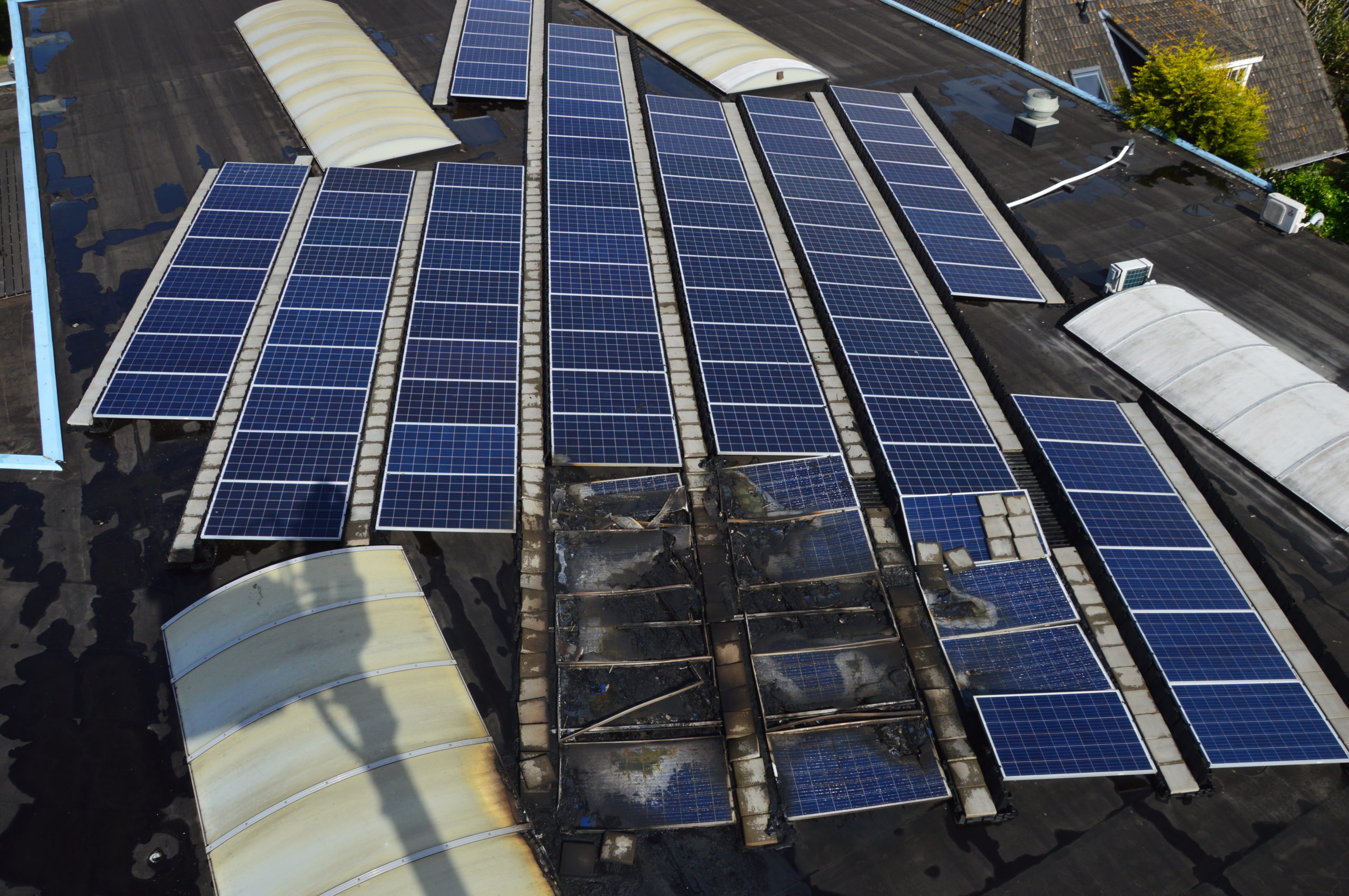 découvrez comment les panneaux photovoltaïques transforment l'industrie en fournissant des solutions d'énergie durable et efficace. optimisez vos coûts tout en contribuant à la transition énergétique grâce à des technologies innovantes adaptées aux besoins industriels.