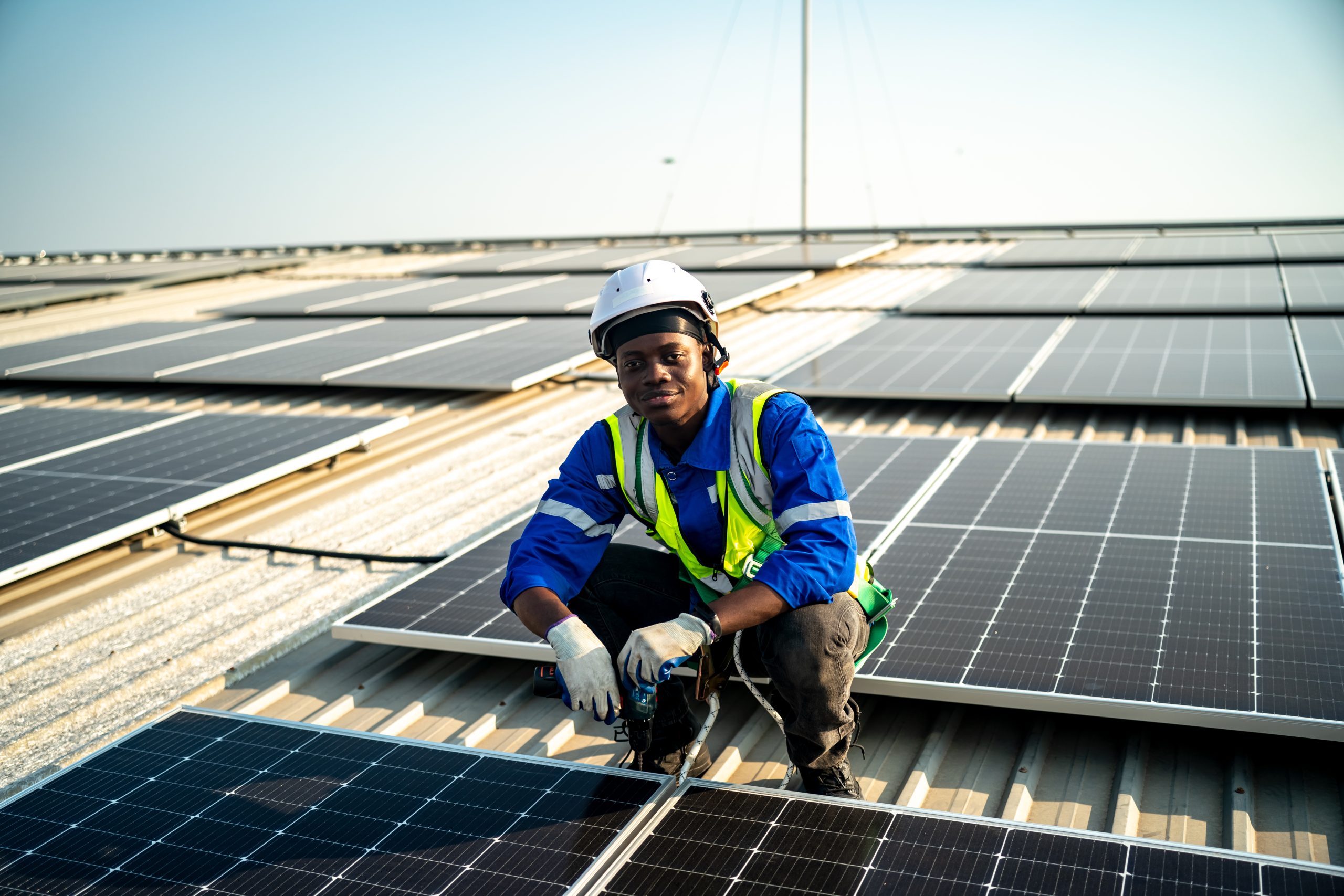 découvrez comment les panneaux photovoltaïques peuvent transformer votre industrie en optimisant les coûts énergétiques et en réduisant l'empreinte carbone. adoptez une solution durable et performante pour une production verte.