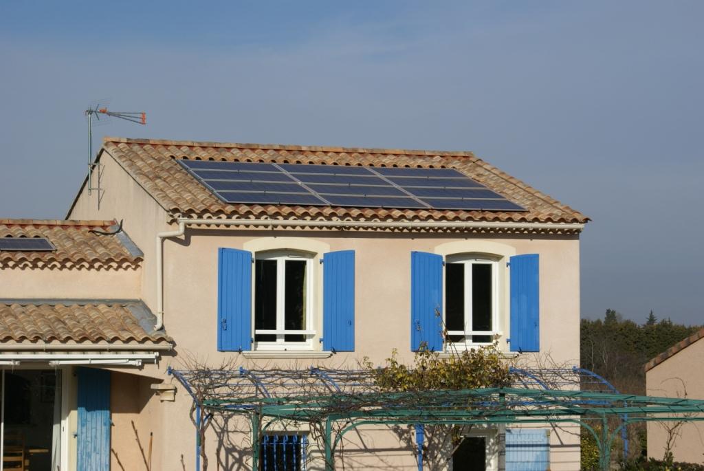 découvrez comment investir dans des panneaux photovoltaïques pour réduire vos factures d'énergie et contribuer à une planète plus verte. notre guide vous présente les avantages financiers et écologiques de ce choix durable.