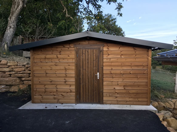 découvrez comment intégrer des panneaux photovoltaïques dans votre jardin pour produire de l'énergie propre et durable. optimisez votre espace extérieur tout en réduisant votre empreinte carbone grâce à des solutions solaires innovantes et esthétiques.