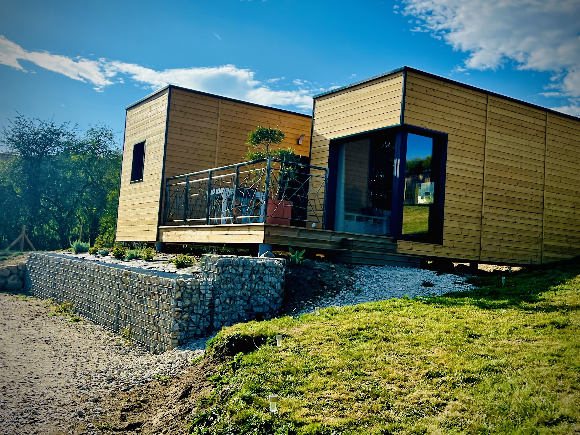 découvrez comment installer des panneaux solaires sur 50 m² pour optimiser votre production d'énergie renouvelable. profitez d'économies sur vos factures et contribuez à la préservation de l'environnement grâce à des solutions solaires adaptées à vos besoins.