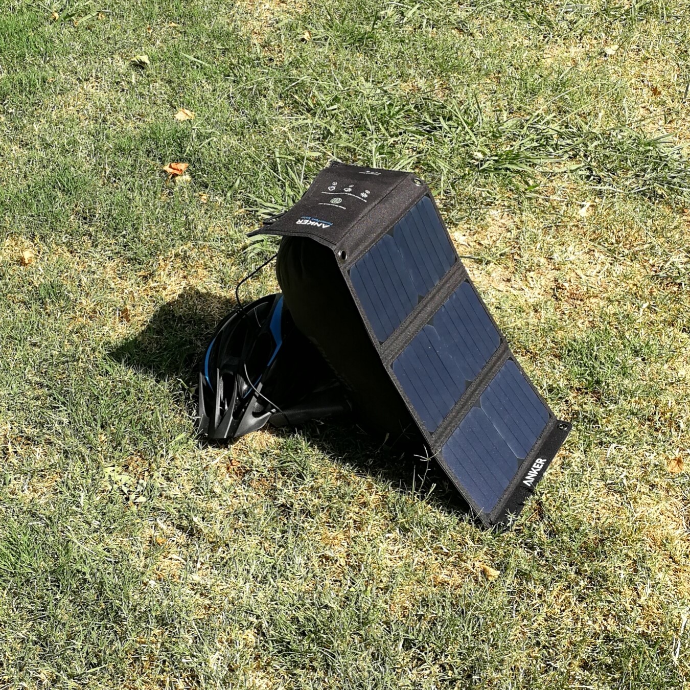 découvrez comment les panneaux solaires peuvent transformer vos voyages en offrant une source d'énergie durable et autonome. optimisez vos aventures tout en respectant l'environnement grâce à des solutions solaires adaptées aux nomades !