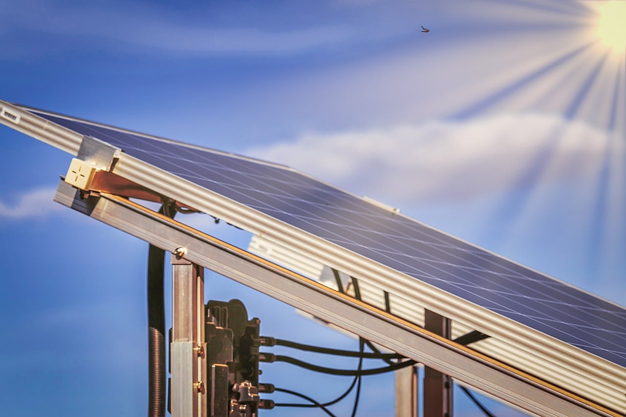 découvrez les prix de l'installation photovoltaïque de 100 kwc et optimisez votre investissement dans l'énergie solaire. comparez les offres, les aides disponibles et les conseils d'experts pour une installation efficace et rentable.
