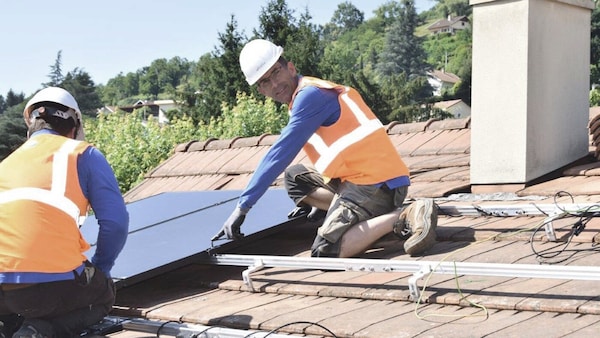 découvrez les prix des panneaux solaires ikea et optimisez votre consommation d'énergie tout en respectant votre budget. profitez de solutions durables et accessibles pour une maison éco-responsable.