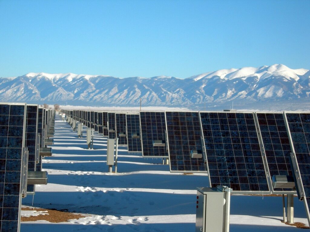 découvrez le secteur solaire, une industrie dynamique dédiée à la production d'énergie renouvelable. explorez les innovations technologiques, les avantages environnementaux et économiques, ainsi que les perspectives d'avenir pour un monde plus durable grâce à l'énergie solaire.