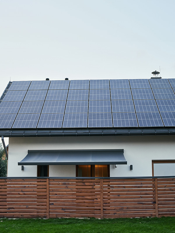 découvrez des stratégies efficaces pour séduire vos clients avec des panneaux photovoltaïques. apprenez à mettre en avant les avantages écologiques et économiques de l'énergie solaire tout en renforçant votre argumentaire de vente pour attirer davantage de prospects.