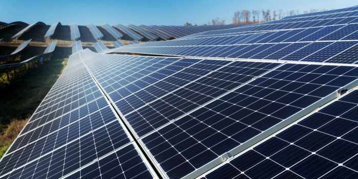 découvrez comment la tva sur les panneaux photovoltaïques peut influencer votre projet d'énergie renouvelable. informez-vous sur les taux de tva applicables, les exemptions possibles et les avantages fiscaux pour maximiser votre investissement dans l'énergie solaire. profitez de nos conseils pour optimiser vos économies tout en contribuant à la transition énergétique.