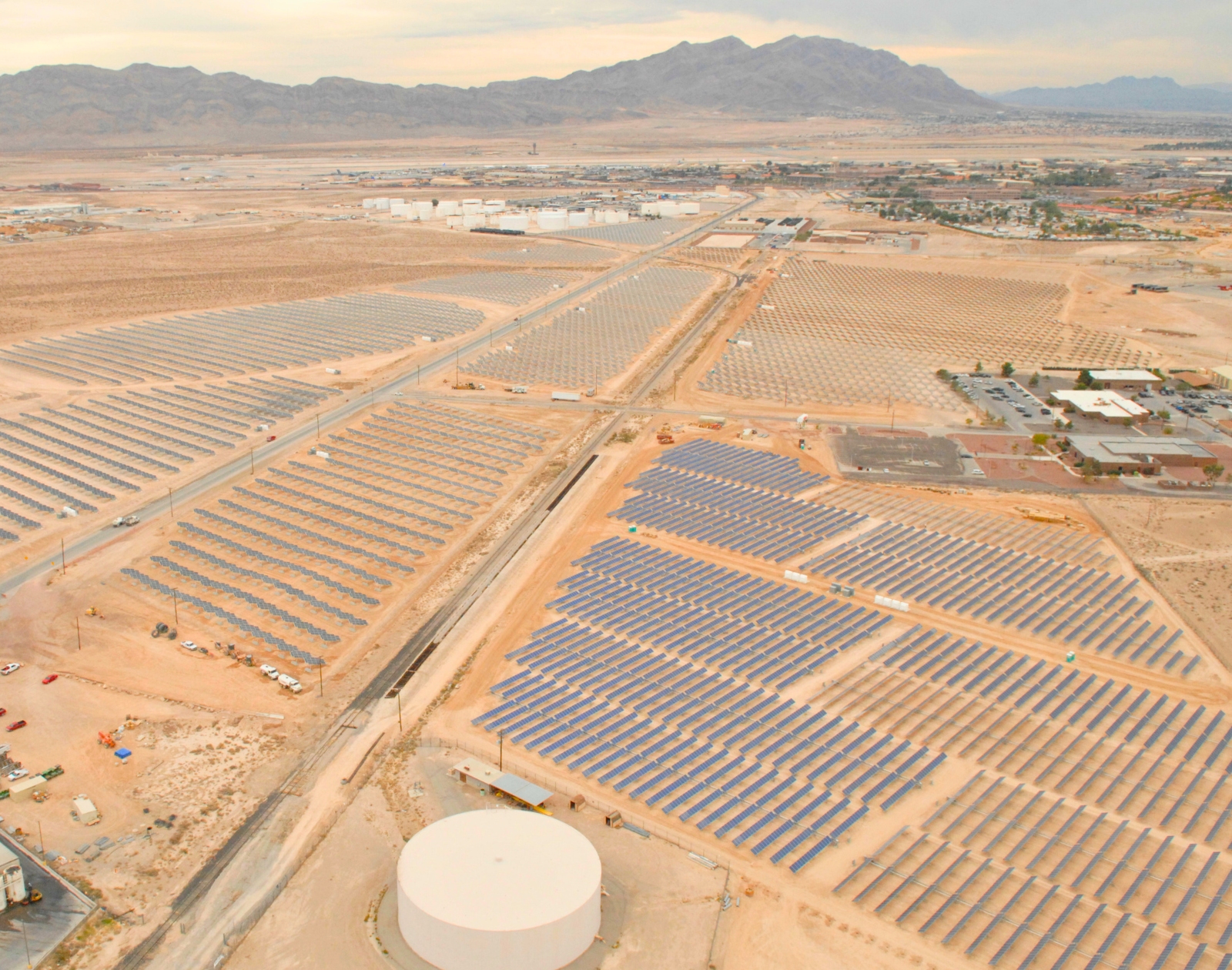 découvrez les avantages des fenêtres photovoltaïques aux états-unis, une solution innovante pour intégrer l'énergie solaire dans l'architecture moderne et réduire votre empreinte écologique.