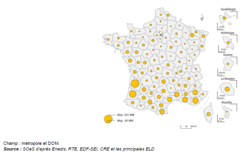 découvrez comment les nations africaines encouragent la production solaire locale pour un développement durable et une indépendance énergétique accrue.
