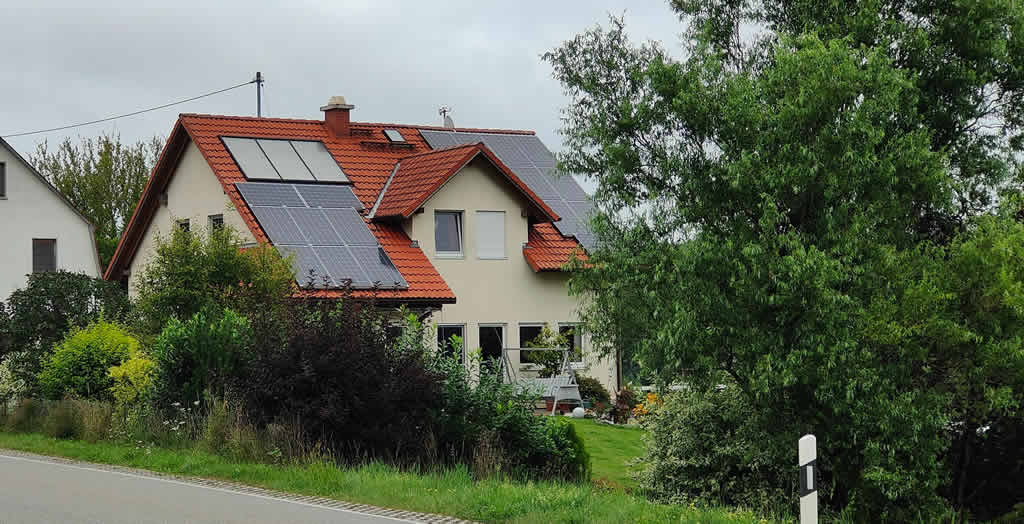 découvrez les avantages des panneaux solaires domestiques en allemagne pour réduire vos factures d'énergie et adopter une solution écologique et durable.