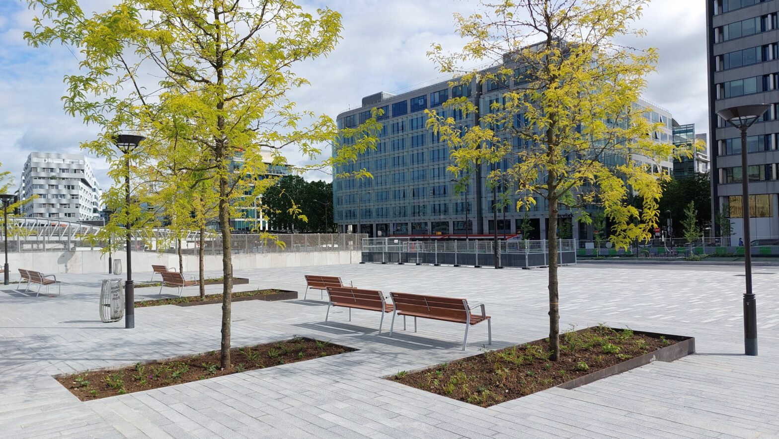 découvrez notre guide complet des professionnels de la rénovation à paris pour réussir tous vos projets de rénovation avec des experts qualifiés.