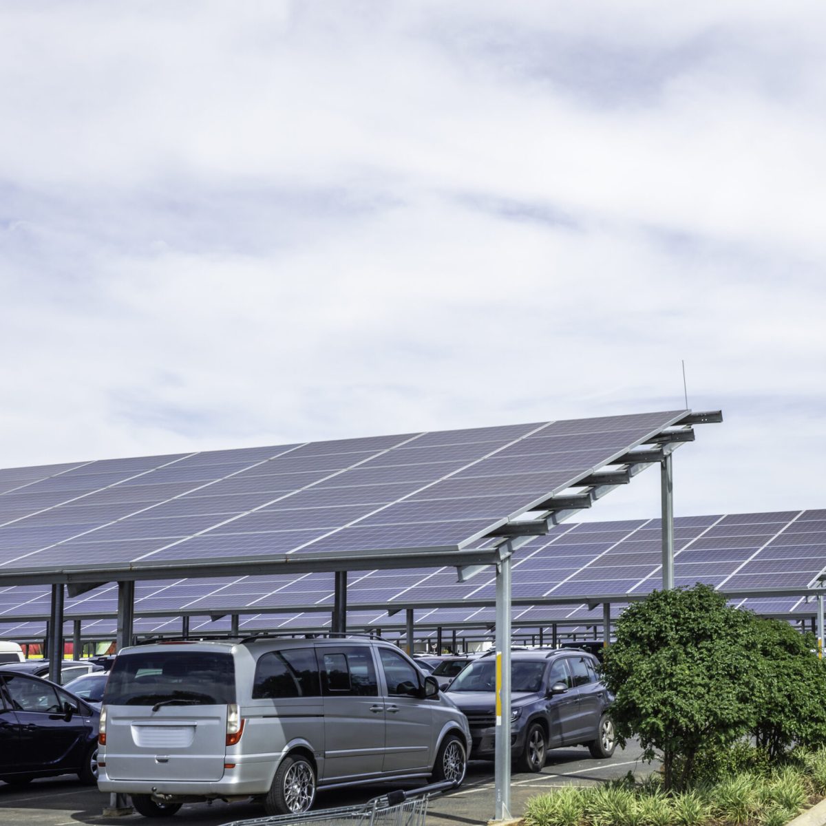 découvrez comment valenciaport intègre des panneaux solaires piétonniers pour promouvoir l'énergie renouvelable et renforcer la durabilité dans ses infrastructures portuaires.