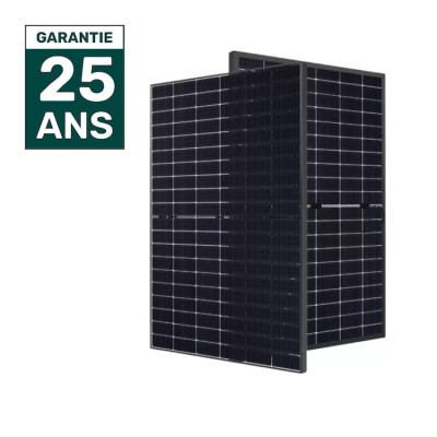découvrez nos panneaux solaires verticaux, conçus pour résister aux vents forts tout en maximisant l'efficacité énergétique de votre installation.